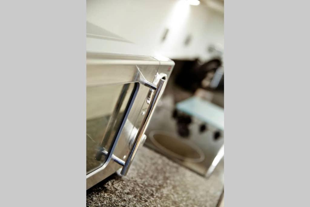 Modern Apartment At Slough Station, London In 18 Mins! ภายนอก รูปภาพ